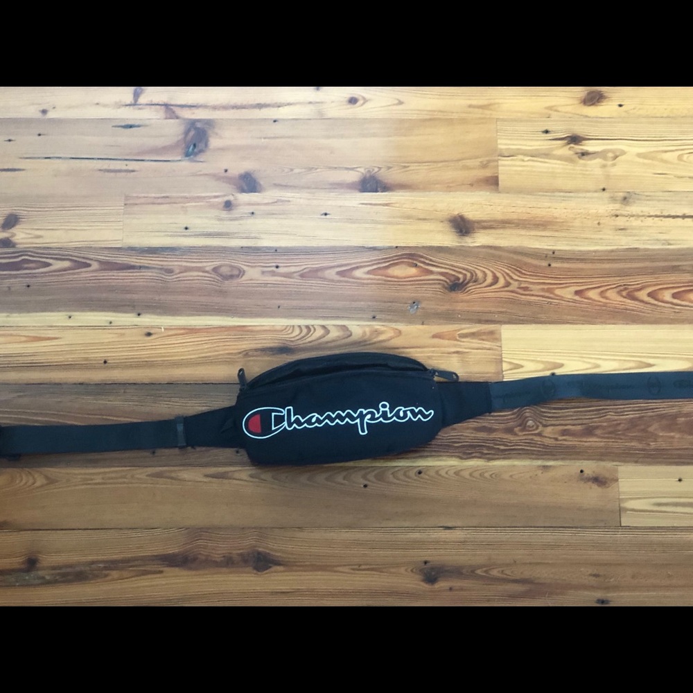 Champion Strap bag